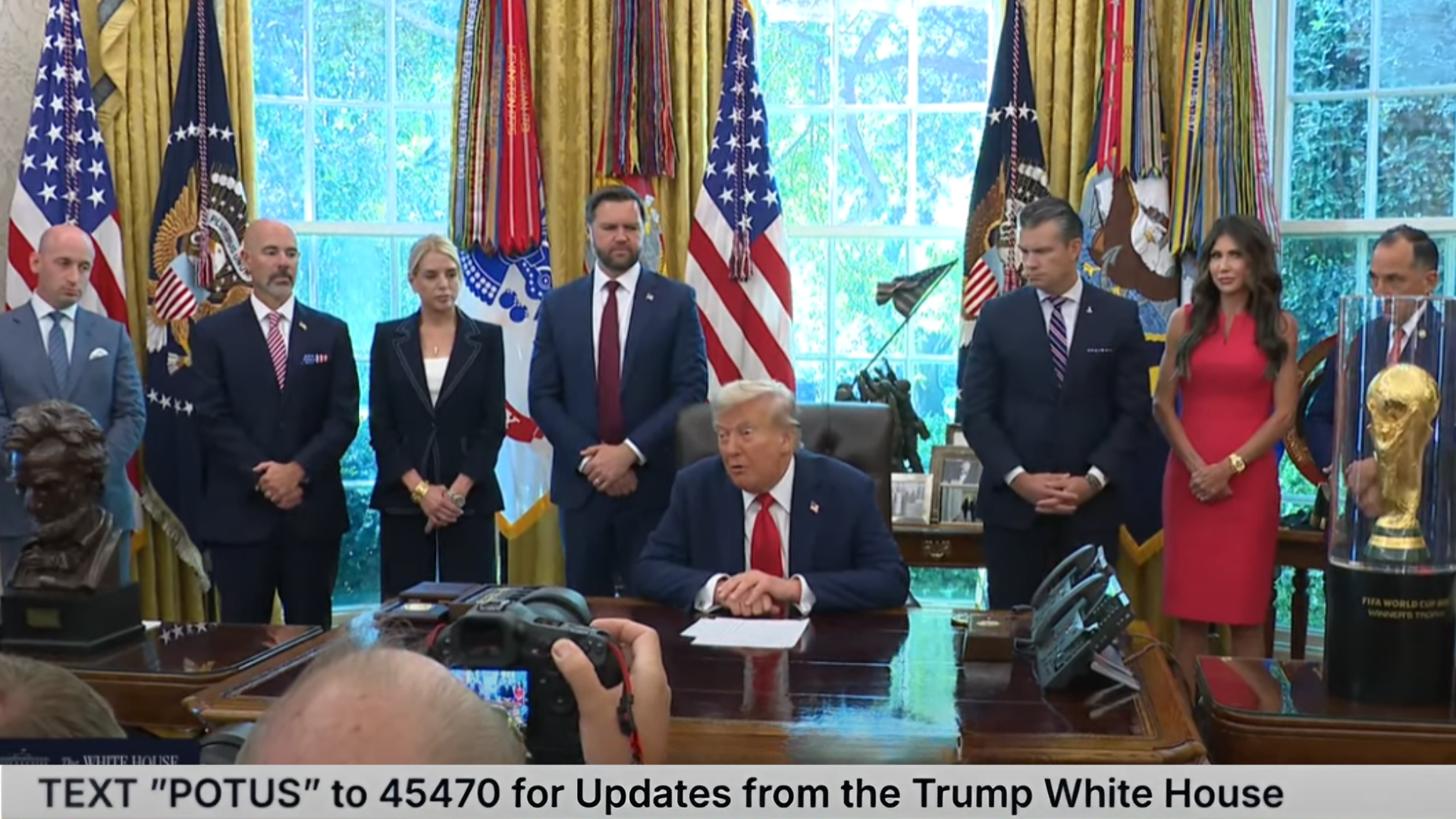 TWH124-President Trump Signs Executive Orders Relating to Crime Enforcement in America, Aug. 25, 2025