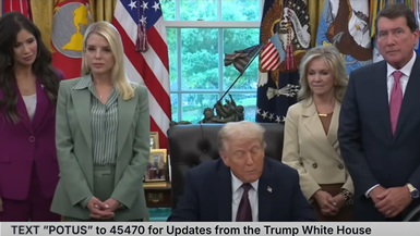 TWH135-President Trump Signs a Presidential Memorandum sending Federal Law Enforcement to Memphis, Sep. 15, 2025