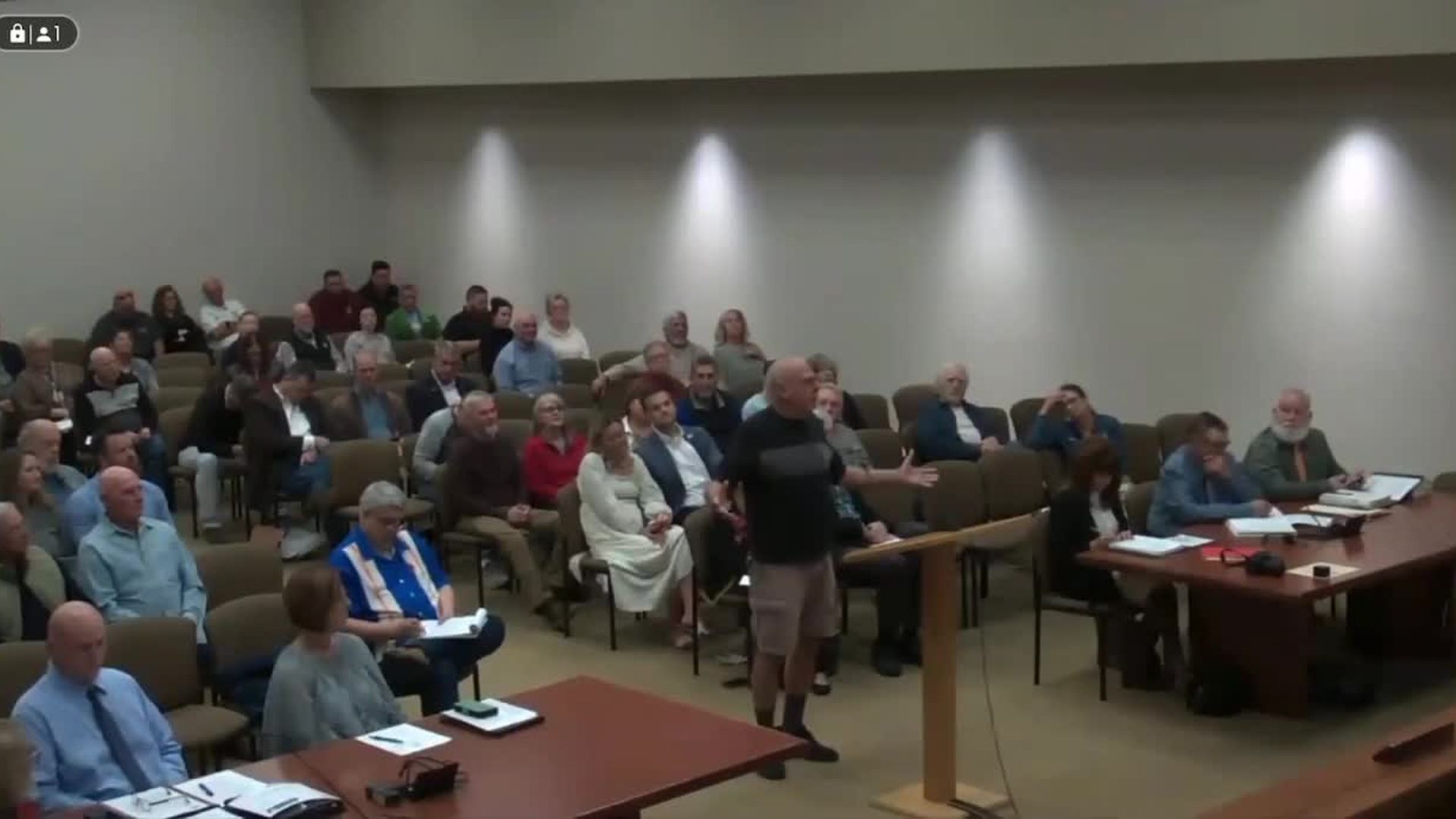 Ed Elder Addresses Granbury City Council About Meme Arrest