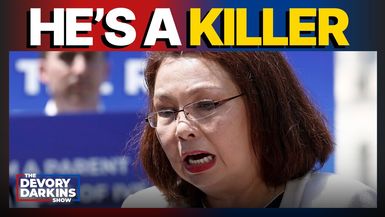 DDS574-Democrat Senator HUMILIATES Herself on Live TV after CNN Host asked this question | The DeVory Darkins Show